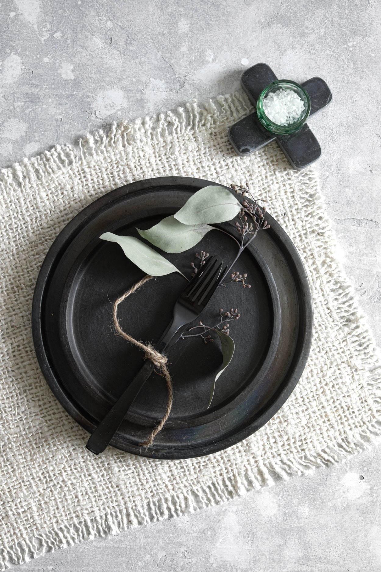 The Burned Plate - Black - M
