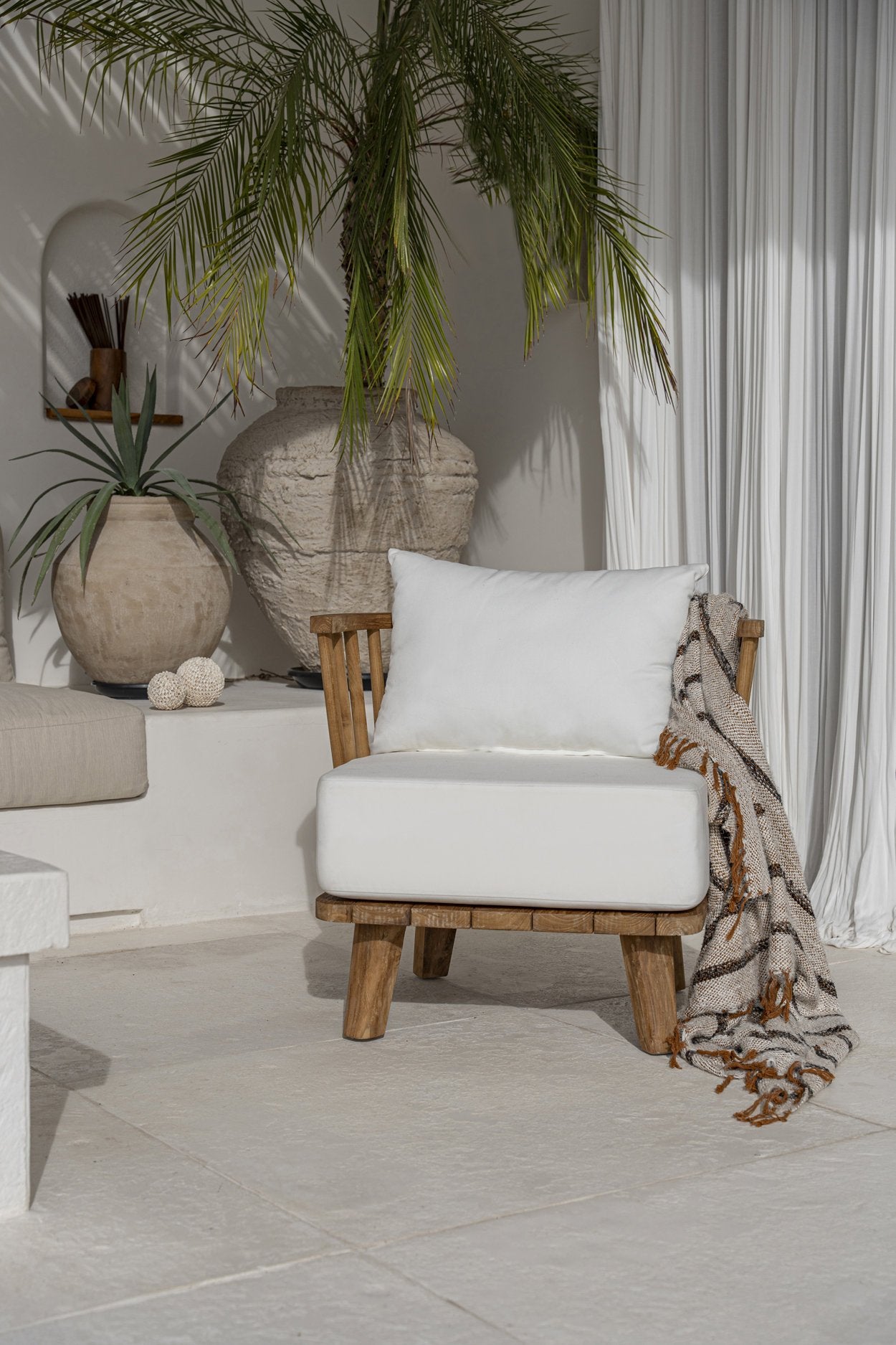 "The Malawi Single Seater - Natural White"