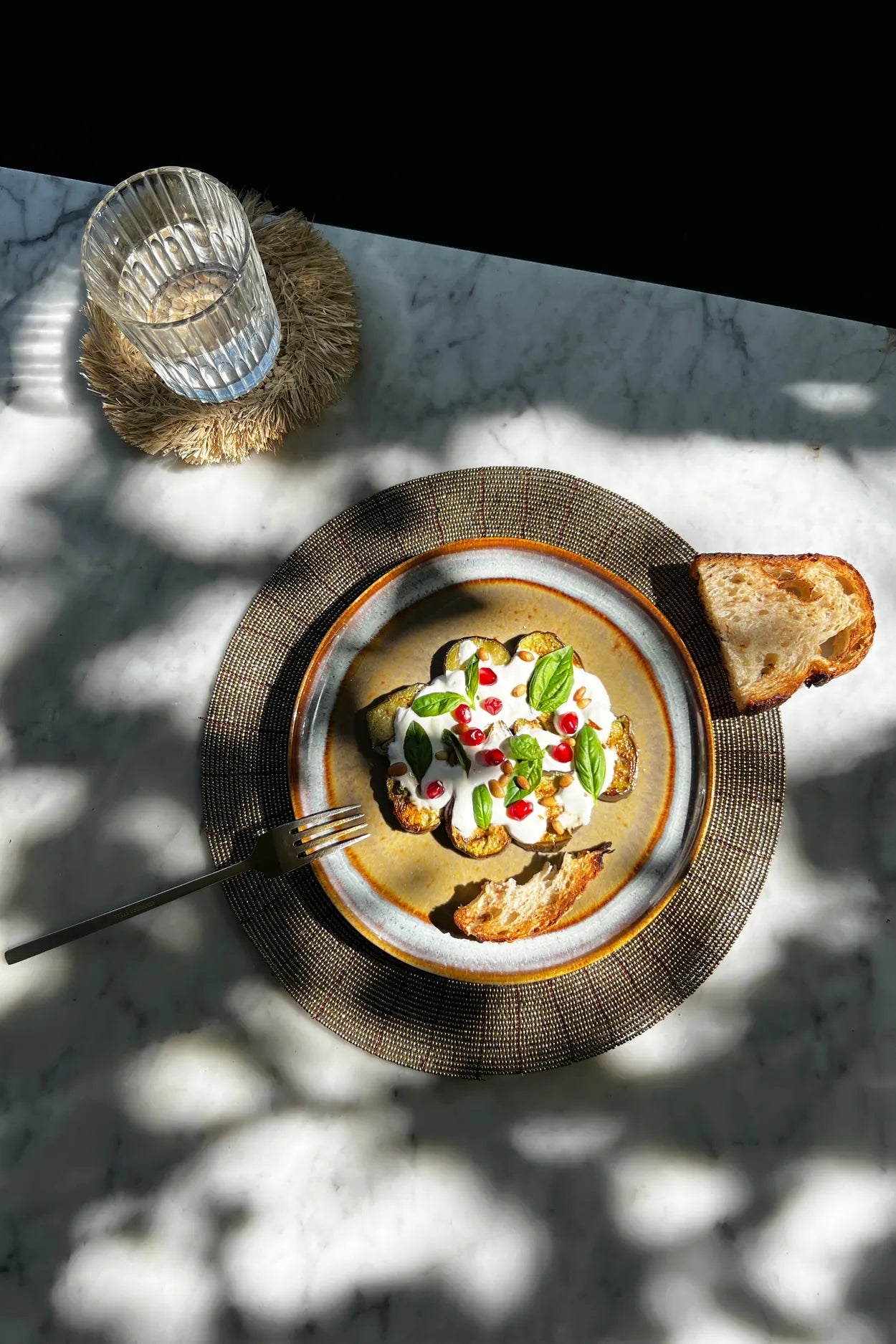 The Beaded Placemat - Gold_40