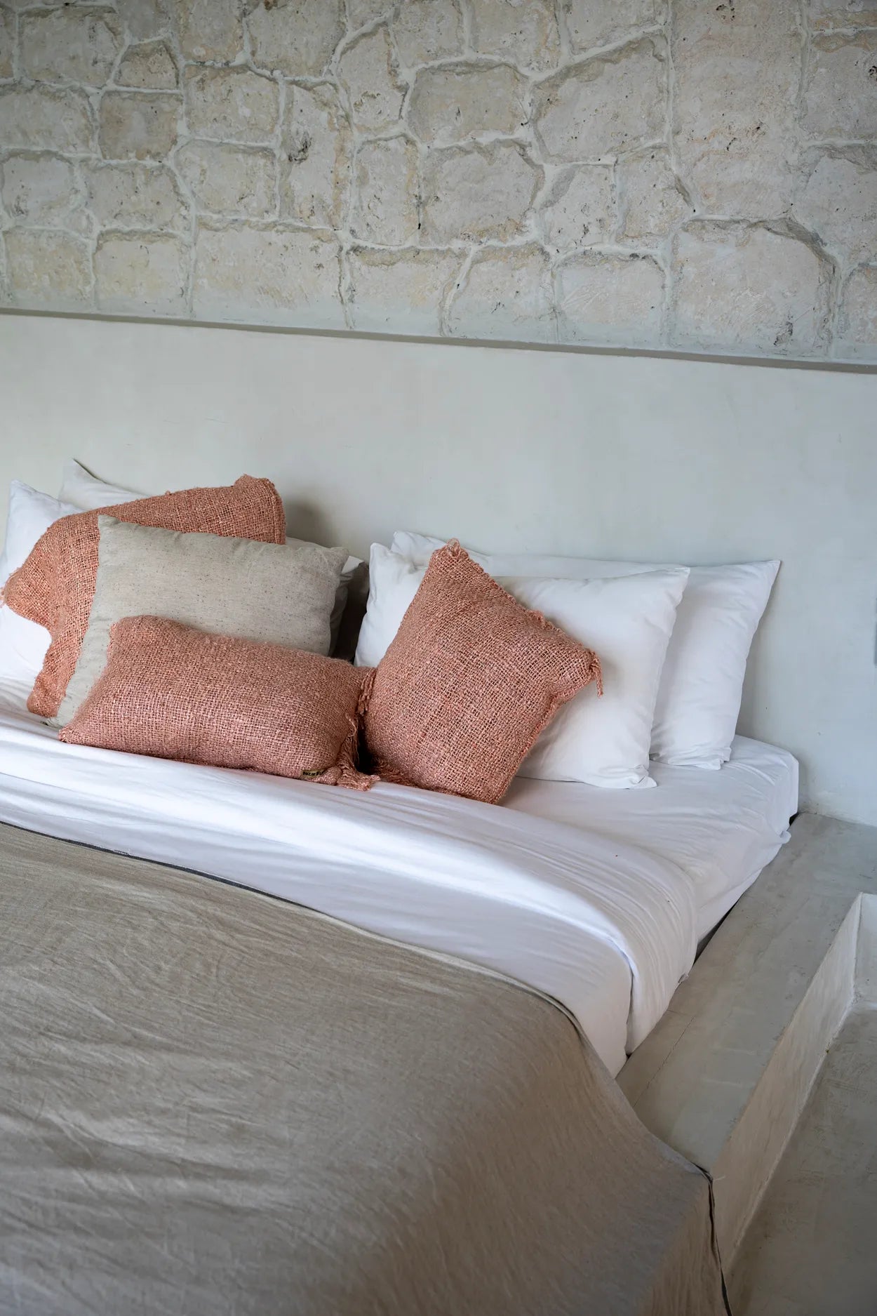 The Oh My Gee Cushion Cover - Salmon Pink - 30x50_40