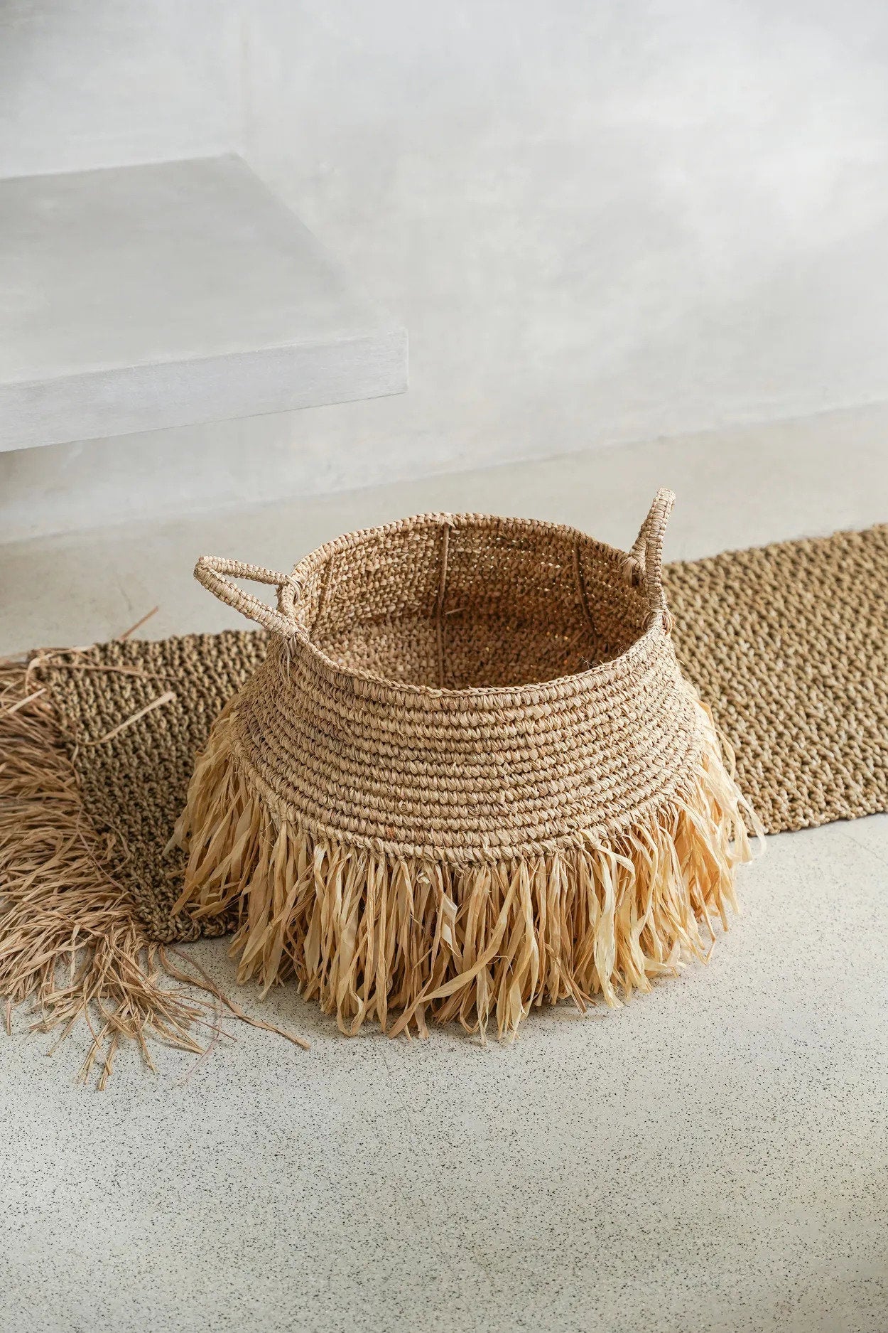 The Raffia Deluxe Baskets - Natural - Large