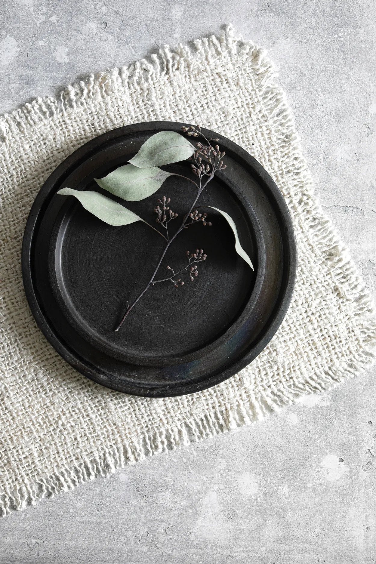 The Burned Plate - Black - S