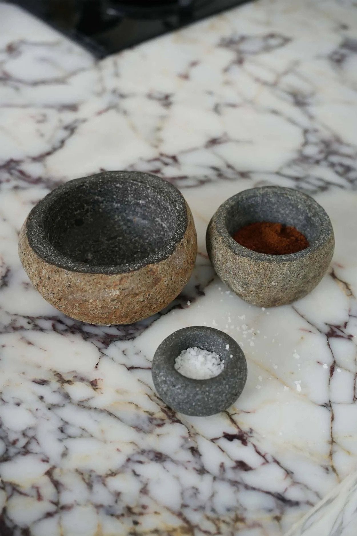 The River Stone Bowl - Black - M