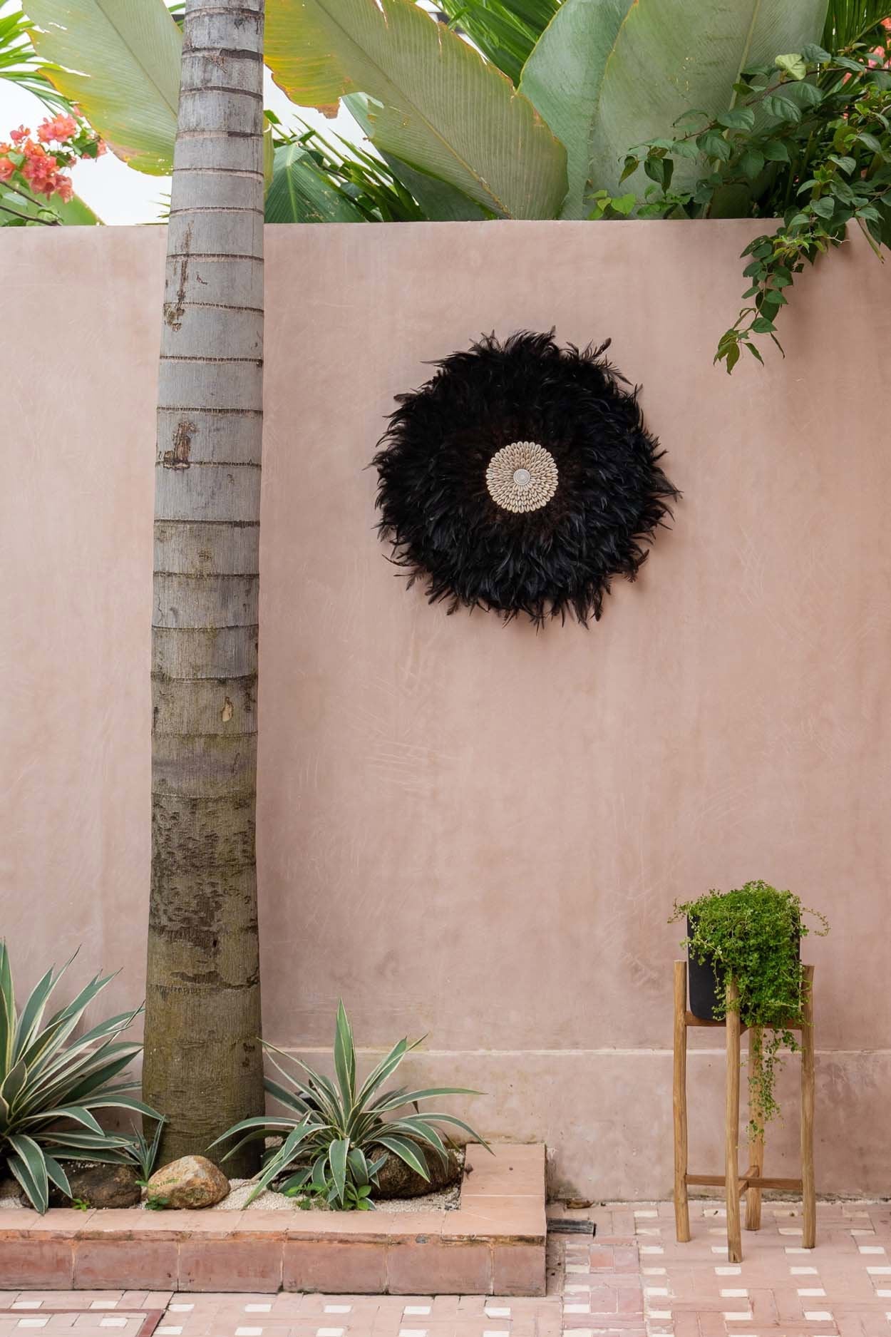 The Coastal Juju Wall Decoration - Black - L