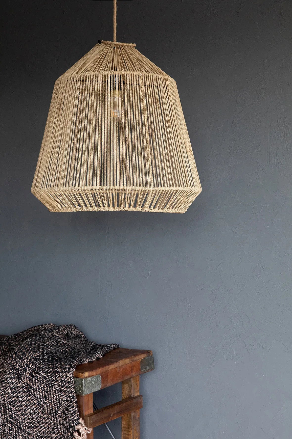 The Conic Pendant Lamp - Natural