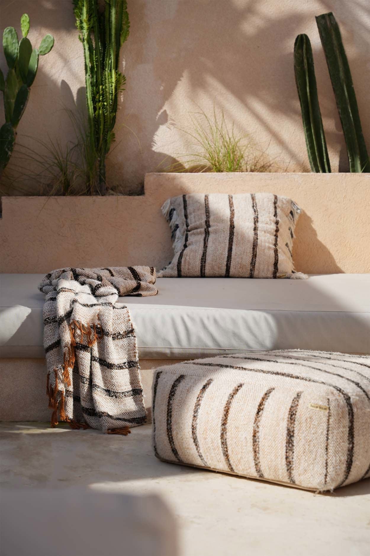 "The s'il vous Plaid - Bohemian White"
