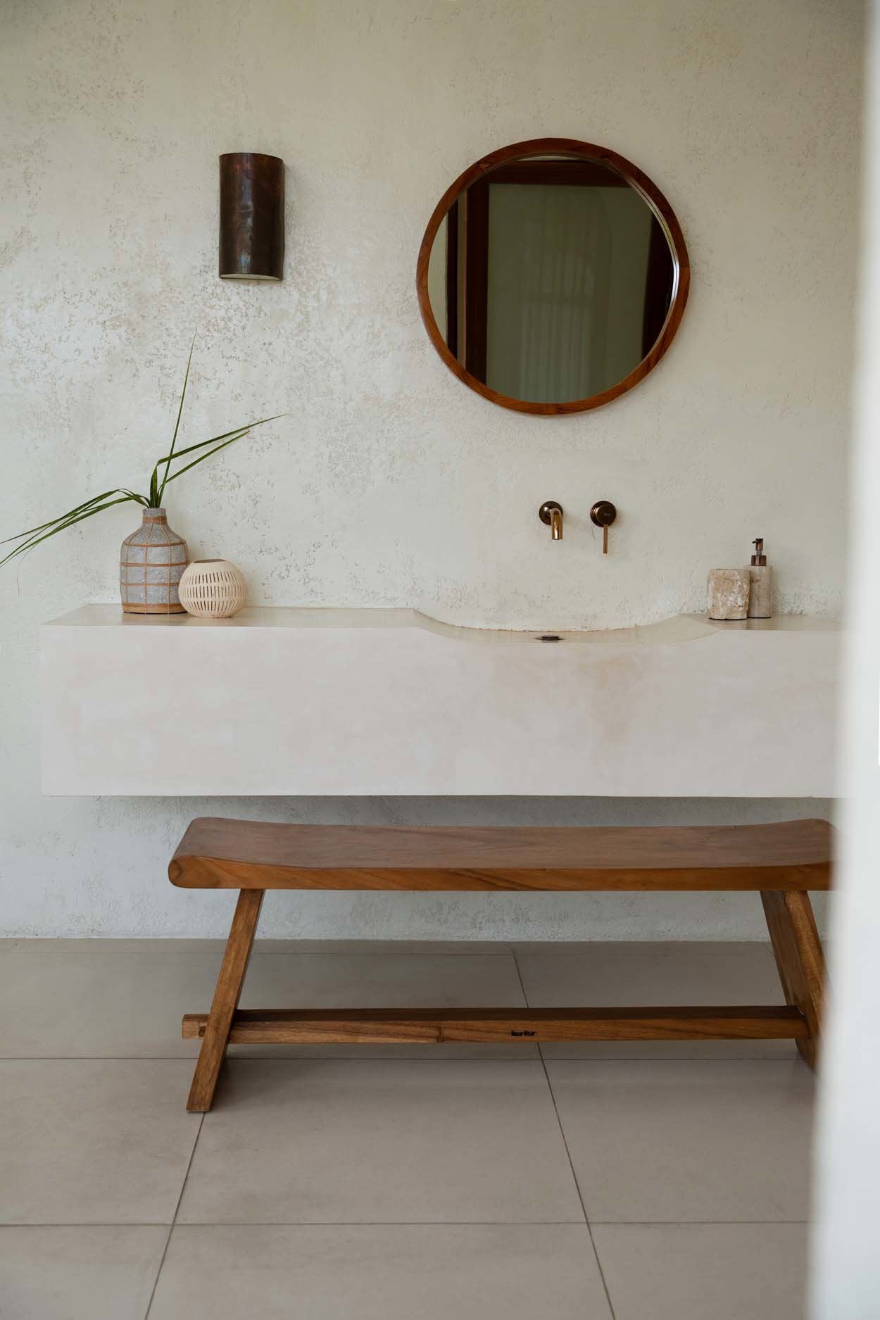 The Whoopy Vase - Concrete Natural - L