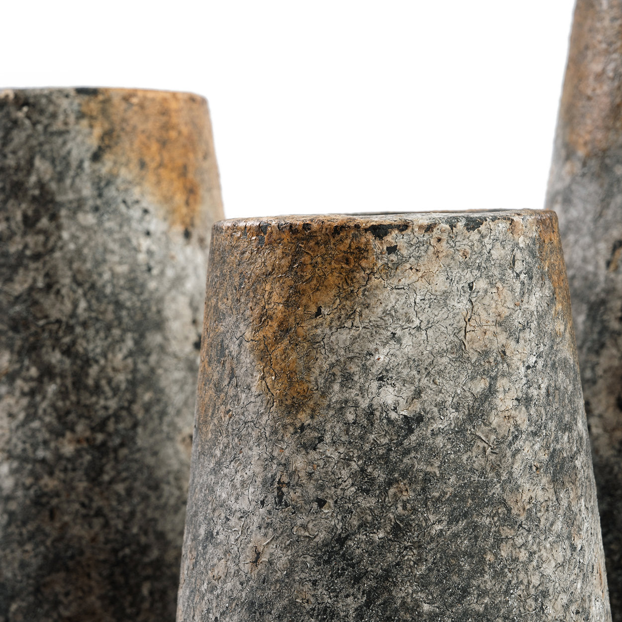 The Spooky Vase - Antique Gray - M